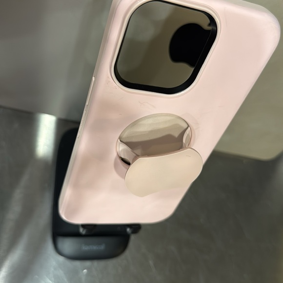 OtterGrip MagSafe iPhone 14 Pro Max Case - Picture 3 of 7